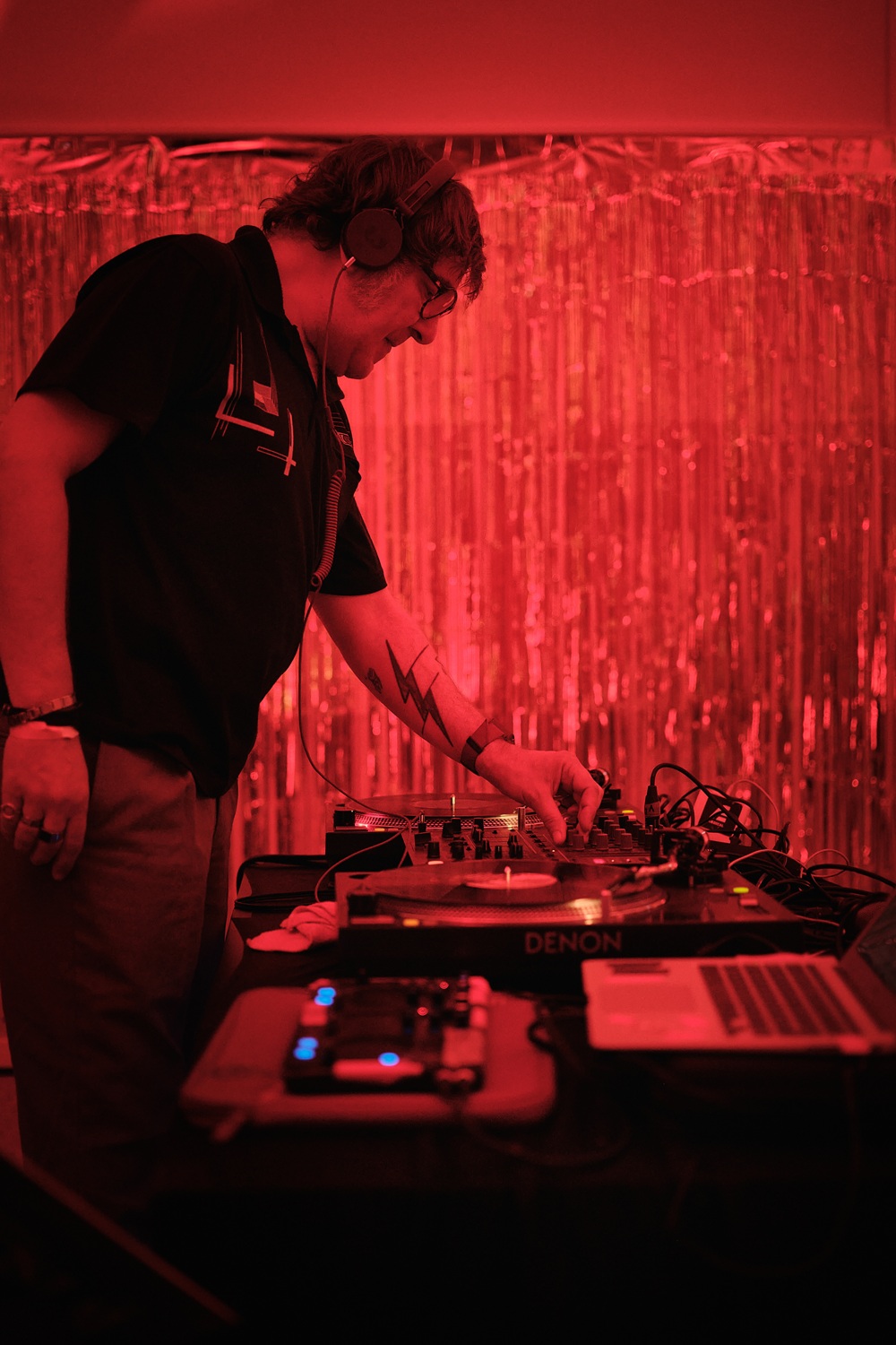 DJ de Soirée de Clôture 