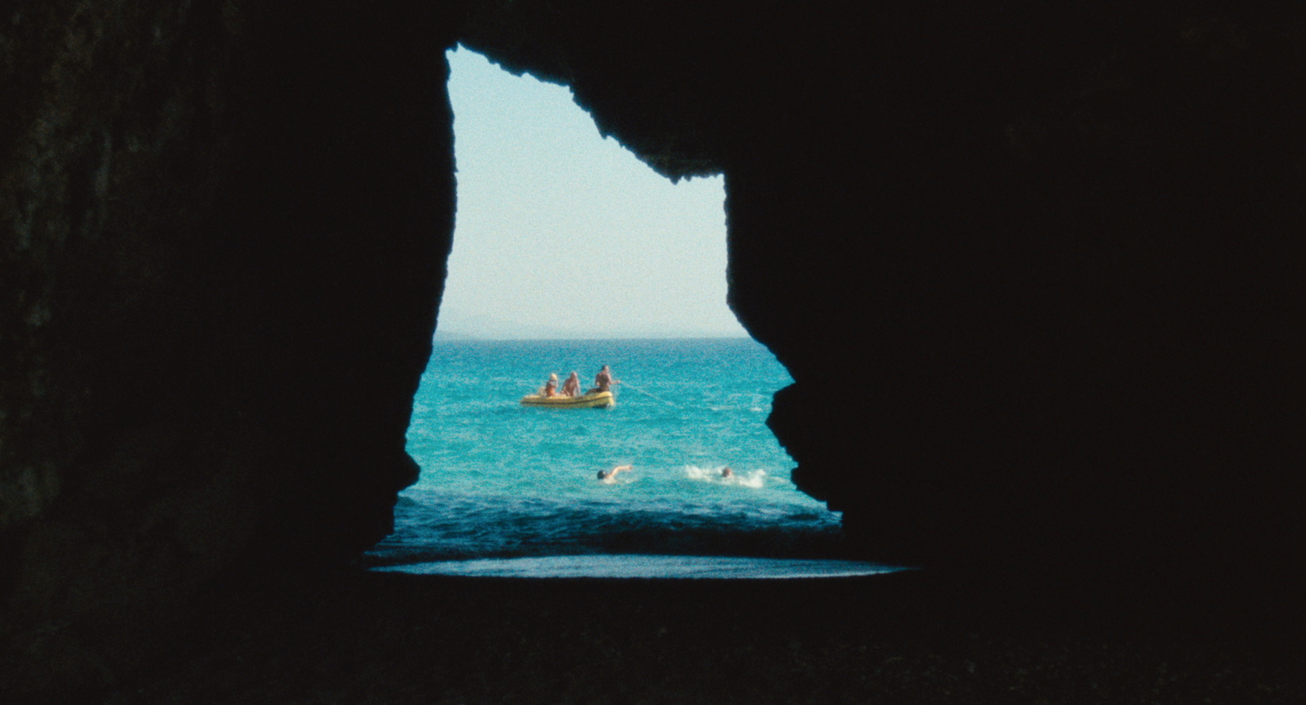 Visuel de : Swept Away